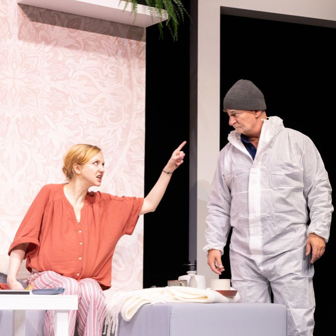 Lahola_Kammerspiele_Tatortreiniger_Szenen-4